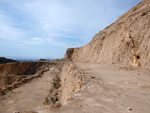 Grupo Mineralógico de Alicante. Cantera de Áridos Holcin. Busot. Alicante 