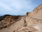 Grupo Mineralógico de Alicante.Cantera de Áridos Holcin. Busot. Alicante