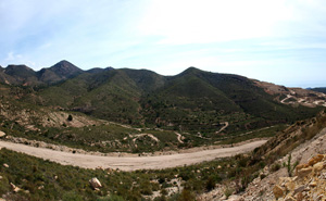 Grupo Mineralógico de Alicante.Cantera de Áridos Holcin. Busot. Alicante