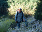 Grupo Mineralógico de Alicante. Afloramiento de Celestina. Barranco del Mulo. Ulea. Murcia