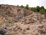 Grupo Mineralógico de Alicante.  Exolotaciones de áridos y yeso. Cabezo del Polavar. Villena. Alicante 