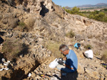 Grupo Mineralógico de Alicante. Exolotaciones de áridos y yeso. Cabezo del Polavar. Villena. Alicante