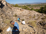 Grupo Mineralógico de Alicante. Exolotaciones de áridos y yeso. Cabezo del Polavar. Villena. Alicante