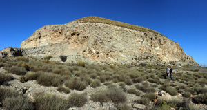 Grupo Mineralógico de Alicante. Exolotaciones de áridos y yeso. Cabezo del Polavar. Villena. Alicante