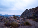 Grupo Mineralógico de Alicante. Exolotaciones de áridos y yeso. Cabezo del Polavar. Villena. Alicante