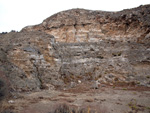 Grupo Mineralógico de Alicante. Exolotaciones de áridos y yeso. Cabezo del Polavar. Villena. Alicante