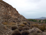 Grupo Mineralógico de Alicante. Exolotaciones de áridos y yeso. Cabezo del Polavar. Villena. Alicante