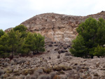 Grupo Mineralógico de Alicante. Exolotaciones de áridos y yeso. Cabezo del Polavar. Villena. Alicante