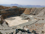 Grupo Mineralógico de Alicante. Cantera los Serranos. Albatera. Alicante