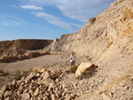 Grupo Mineralógico de Alicante. Cantera Holcín. Busot. Alicante