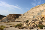 Grupo Mineralógico de Alicante. Cantera Holcín. Busot. Alicante