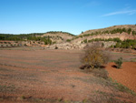 Grupo Mineralógico de Alicante. Afloramiento del Keuper. Casas de Ves, Comarca La Manchuela, Albacete