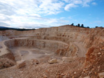 Grupo Mineralógico de Alicante. Gravera del Barraquero, Hoya Redonda, Enguera, Comarca Canal de Navarrés, Valencia 