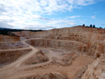 Grupo Mineralógico de Alicante. Gravera del Barraquero, Hoya Redonda, Enguera, Comarca Canal de Navarrés, Valencia 