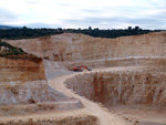 Grupo Mineralógico de Alicante. Gravera del Barraquero, Hoya Redonda, Enguera, Comarca Canal de Navarrés, Valencia 