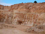 Grupo Mineralógico de Alicante. Gravera del Barraquero, Hoya Redonda, Enguera, Comarca Canal de Navarrés, Valencia 