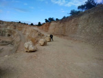 Grupo Mineralógico de Alicante. Gravera del Barraquero, Hoya Redonda, Enguera, Comarca Canal de Navarrés, Valencia 