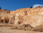 Grupo Mineralógico de Alicante. Gravera del Barraquero, Hoya Redonda, Enguera, Comarca Canal de Navarrés, Valencia 