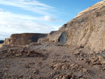 Grupo Mineralógico de Alicante. Cantera de Áridos de Holcin, Busot. Alicante