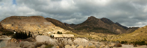 Grupo Mineralógico de Alicante. Cantera de Áridos de Holcin, Busot. Alicante