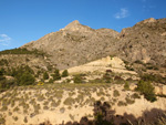 Grupo Mineralógico de Alicante. Cantera de Áridos Barranc de Cabiafic. Aigues de Busot. Alicante