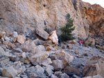 Grupo Mineralógico de Alicante.  Cantera de Áridos de Holcin, Busot. Alicante 