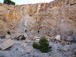 Grupo Mineralógico de Alicante. Cantera de Áridos Barranc de Cabiafic. Aigues de Busot. Alicante