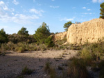 Grupo Mineralógico de Alicante. Cantera de Áridos Barranc de Cabiafic. Aigues de Busot. Alicante