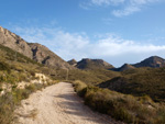 Grupo Mineralógico de Alicante. Cantera de çAridos Holcin. Busot. Alicante