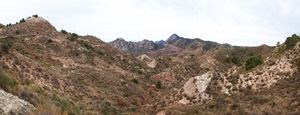 Grupo Mineralógico de Alicante. Afloramiento de Magnesitas. Camino de la Salmuera - Albatera - Hondón de los Frailes - Vega Baja - Alicante