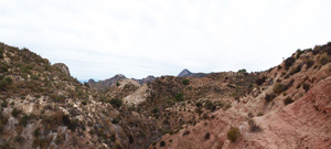 Grupo Mineralógico de Alicante. Afloramiento de Magnesitas. Camino de la Salmuera - Albatera - Hondón de los Frailes - Vega Baja - Alicante