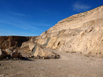 Grupo Mineralógico de Alicante.  Cantera de Áridos de Holcin. Busot. Alicante 