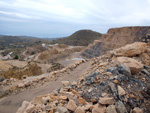 Grupo Mineralógico de Alicante.  Cantera de Áridos de Holcin. Busot. Alicante 