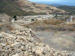 Grupo Mineralógico de Alicante. Cantera de Áridos de Holcin. Busot. Alicante