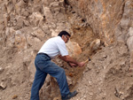 Grupo Mineralógico de Alicante. Cantera de Áridos de Holcin. Busot. Alicante