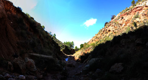 Grupo Mineralógico de Alicante. Rambla en Diapiro de Pinoso. Alicante