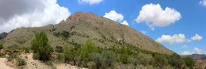 Grupo Mineralógico de Alicante.Cantera de Áridos el Canton. Abanilla. Murcia