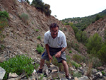 Grupo Mineralógico de Alicante.  Cantera Barranco de la Mola. Sierra de Olta, Calpe. Alicante 