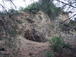 Grupo Mineralógico de Alicante. Cantera Barranco de la Mola. Sierra de Olta, Calpe. Alicante