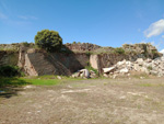 Grupo Mineralógico de Alicante. Cantera de granito. . Cardeñosa. Ávila. Alicante