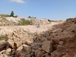 Grupo Mineralógico de Alicante.  Cantera Eficacia. Yacimiento de calcita de Arcones. Segovia 