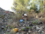 Grupo Mineralógico de Alicante. Cantera Barranco de la Mola. Sierra de Olta, Calpe. Alicante