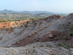 Grupo Mineralógico de Alicante. Cantera de Áridos el Cantón. Abanilla. Murcia