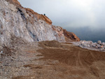 Grupo Mineralógico de Alicante.  Cantera de Áridos Holcin. Busot. Alicante 