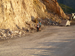 Grupo Mineralógico de Alicante.  Cantera de Áridos Holcin. Busot. Alicante 