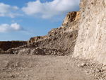 Grupo Mineralógico de Alicante.  Cantera de Áridos Sodira. Busot. Alicante 