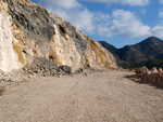 Grupo Mineralógico de Alicante.  Cantera de Áridos Sodira. Busot. Alicante 