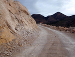 Grupo Mineralógico de Alicante.  Cantera de Áridos Sodira. Busot. Alicante 