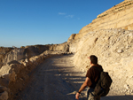 Grupo Mineralógico de Alicante.  Cantera de Áridos Sodira. Busot. Alicante 