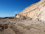 Grupo Mineralógico de Alicante.  Cantera de Áridos Sodira. Busot. Alicante 